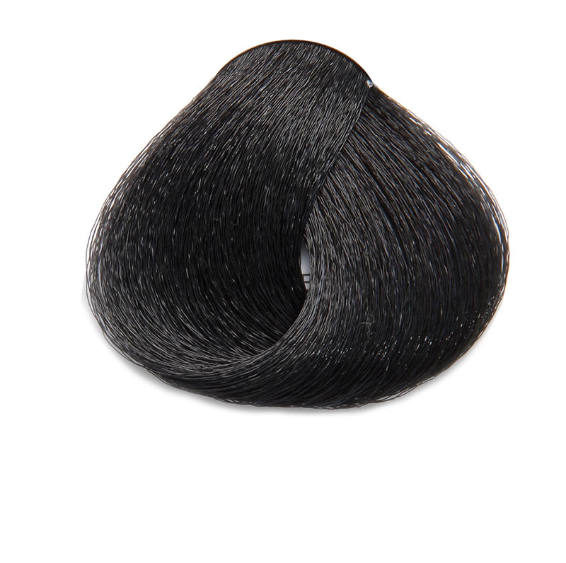 ARUAL Tinte Arual Collection: Coloración permanente profesional de alta cobertura con tonos luminosos y acabado cuidado; fórmula cremosa que respeta la fibra y deja brillo duradero. 60 ml de color + 60 ml de oxidante (1:1)