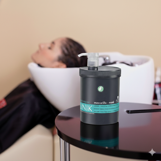 ARUAL UNIK Hi-Tech Peeling Mascarilla TAMAÑO PROFESIONAL: Renovación y detox para cuero cabelludo; sensación limpia duradera.