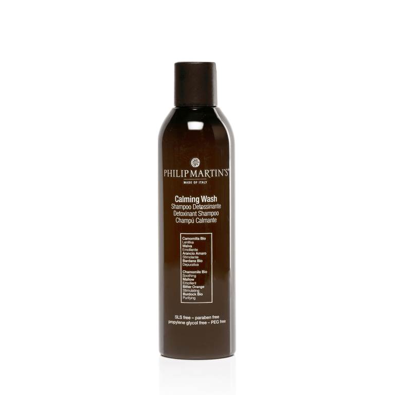 PHILIP MARTIN’S Calming Wash Shampoo: Limpieza suave con acción calmante para cuero cabelludo sensible.