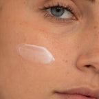 ARUAL Crema Facial Piel Grasa y Mixta: Hidratación ligera con efecto equilibrante y toque mate.