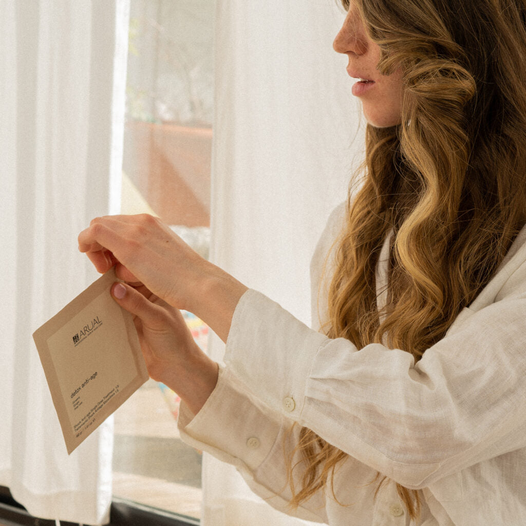 ARUAL Detox Tratamiento Shock: Reestructuración rápida para fibra castigada.