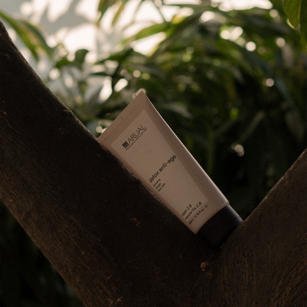 ARUAL Detox Mascarilla: Repara y fortalece tras la limpieza intensiva.