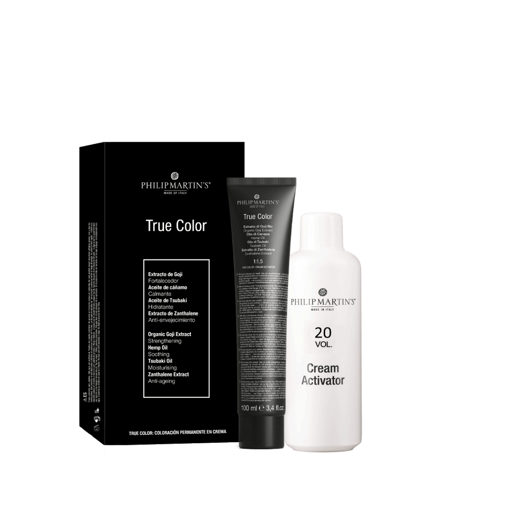 PHILIP MARTIN’S Tinte: Color permanente profesional con resultado parejo de raíz a puntas, intensidad luminosa y acabado suave.